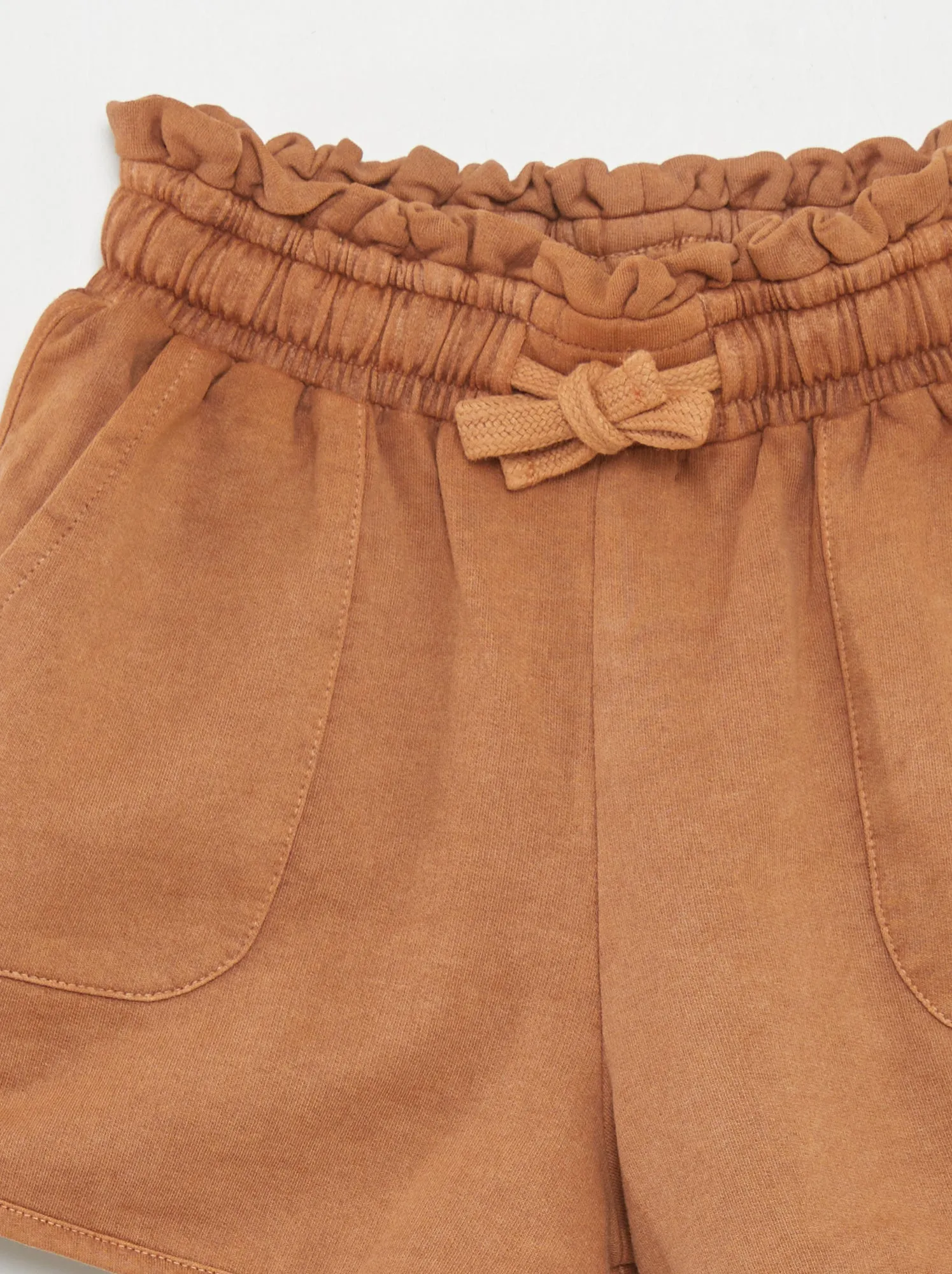 Shorts corti on vita elasticizzata - MARRONE